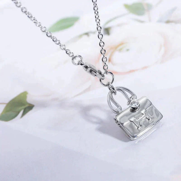 ˇTrend JewelryˇAMULETTE PEDANT SILVER NECKLACE