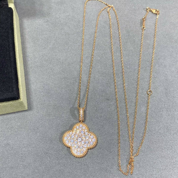 ˇTrend JewelryˇCLOVER 25MM LARGE PEDANT DIAMOND PAVED LONG NECKLACE