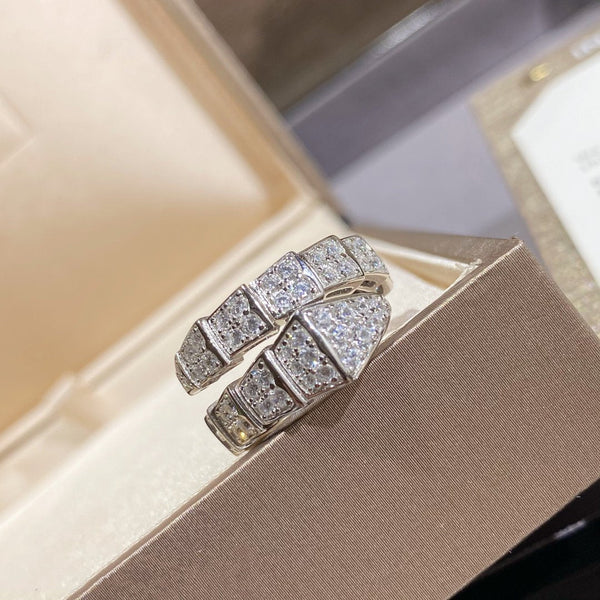 ˇTrend JewelryˇSERPENTI RING SILVER DIAMOND PAVED