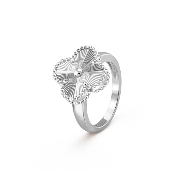 ˇTrend JewelryˇCLOVER SILVER RING
