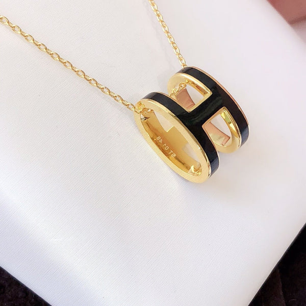 ˇTrend JewelryˇHM CLIC BLACK ENAMEL GOLD NECKLACE
